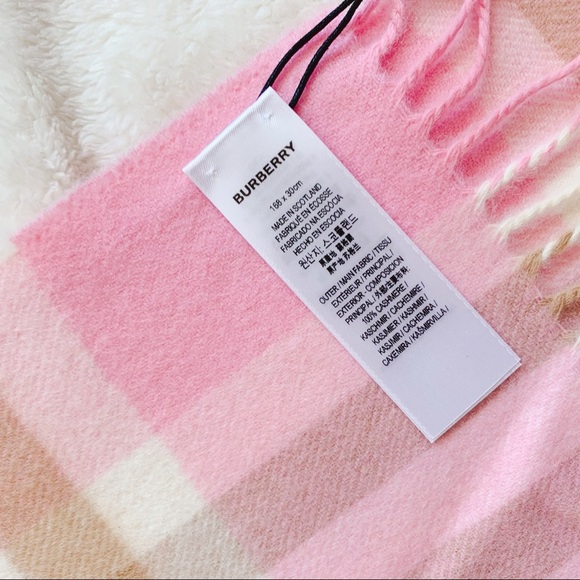 NWT Authentic Burberry FringedCheck Cashmere Scarf - Picture 8 of 8
